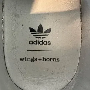 Adidas Wings and Horns Shoes. Rare Limited Edition Lighty Used. Size 10 Size 10 - Adidas Js Wings 2.0 Jeremy Scott for sale online  main image 4